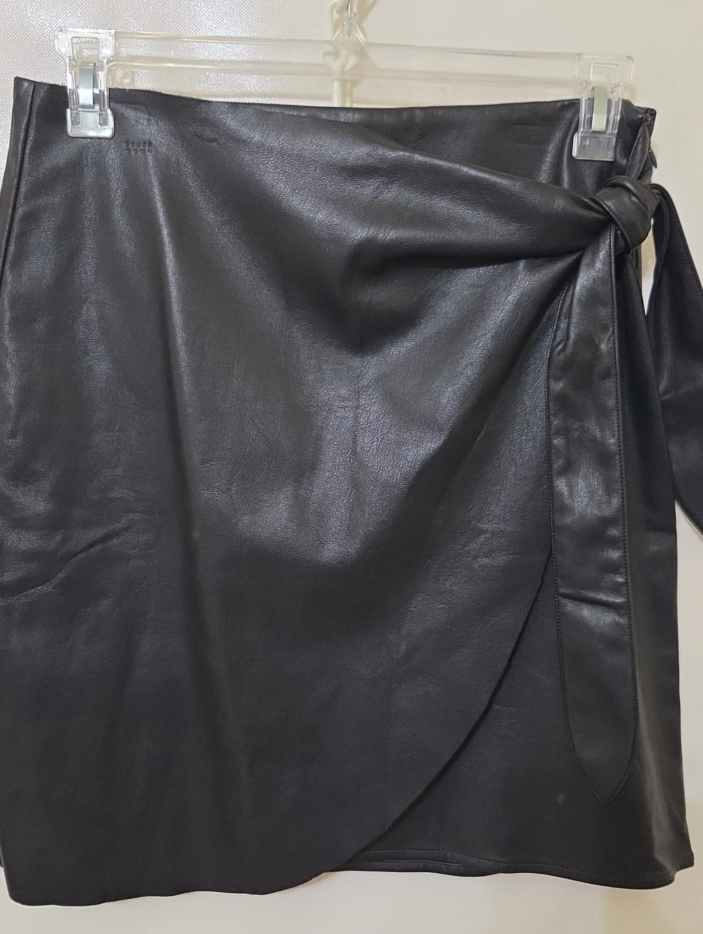 Ann Taylor Factory Black Faux Leather Wrap Skirt with Side Tie - Size 6